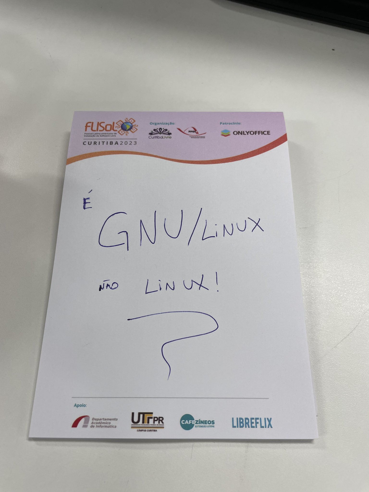 É GNU/Linux não apenas Linux